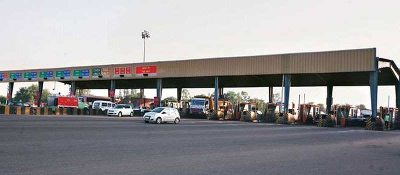 Gujarat-Model-Development-resumes-as-the-government-excludes-private-vehicles-from-toll-tax-payment-- 